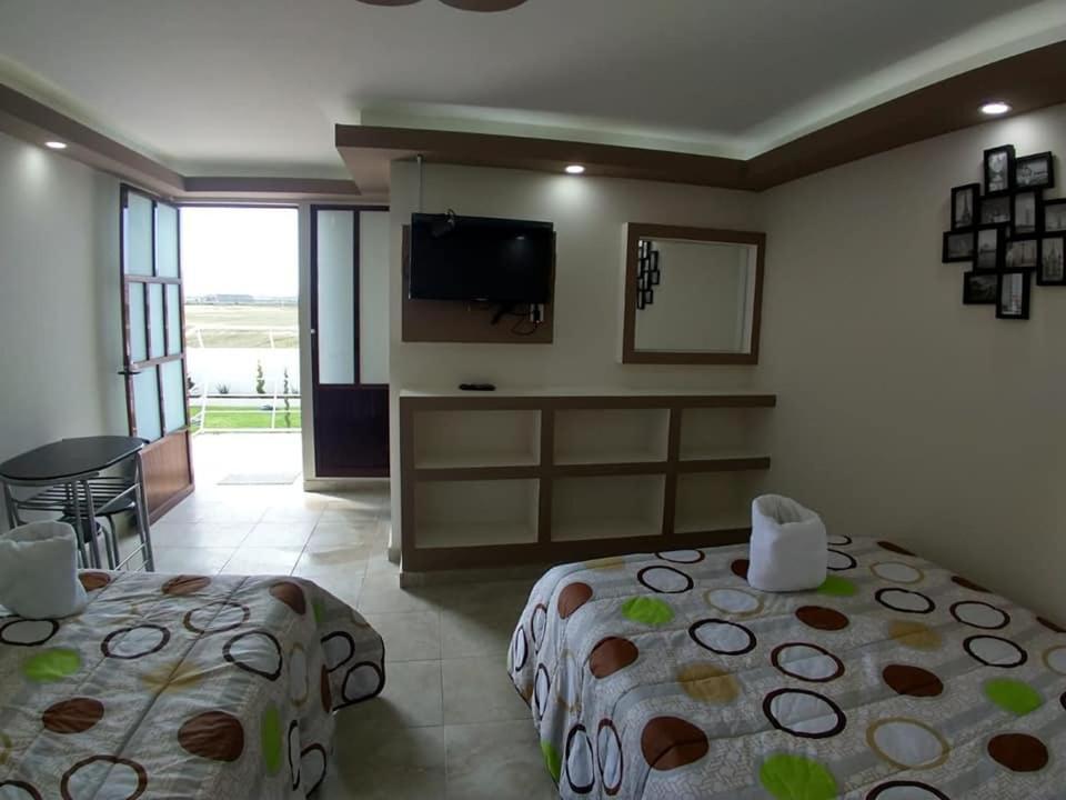 Hotel Caudillos Inn Emiliano Zapata  Екстериор снимка